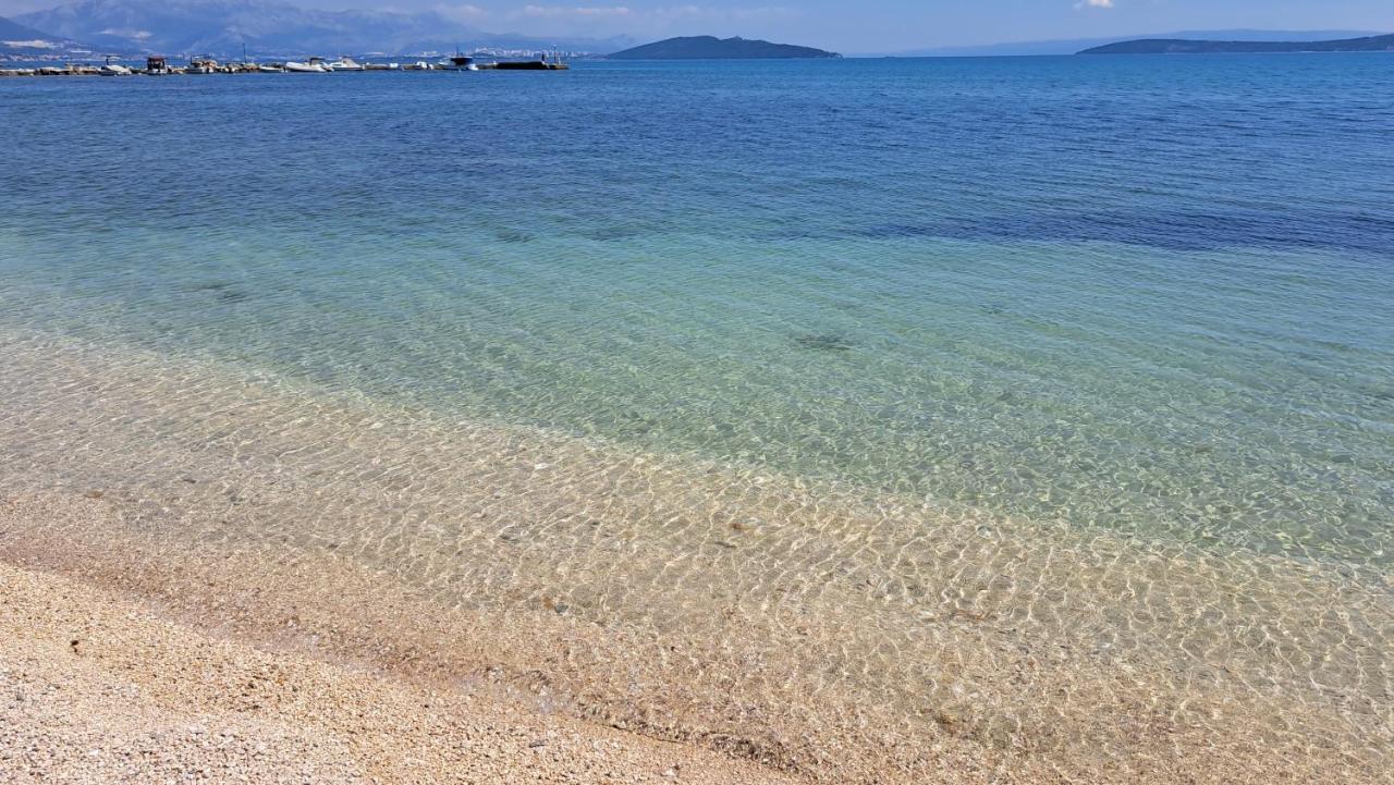 Holiday Apartman Kaštela Esterno foto